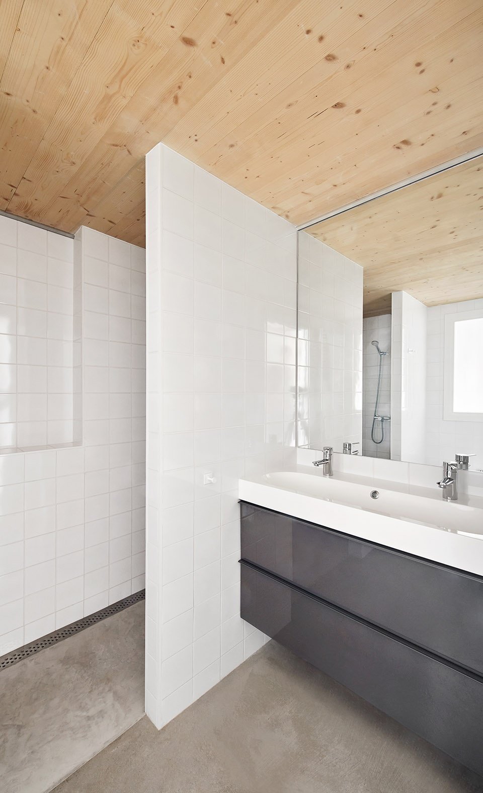 95PLA 特拉萨联排住宅翻新扩建，巴塞罗那 / Vallribera Arquitectes