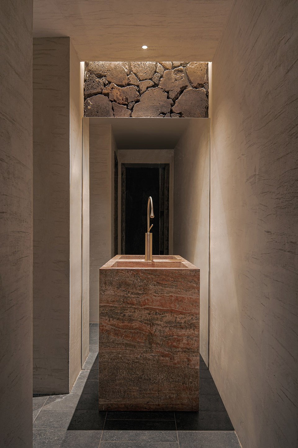 Anaago Bistro,重庆 / VARI 几里设计 Anaago Bistro,重庆 / VARI 几里设计