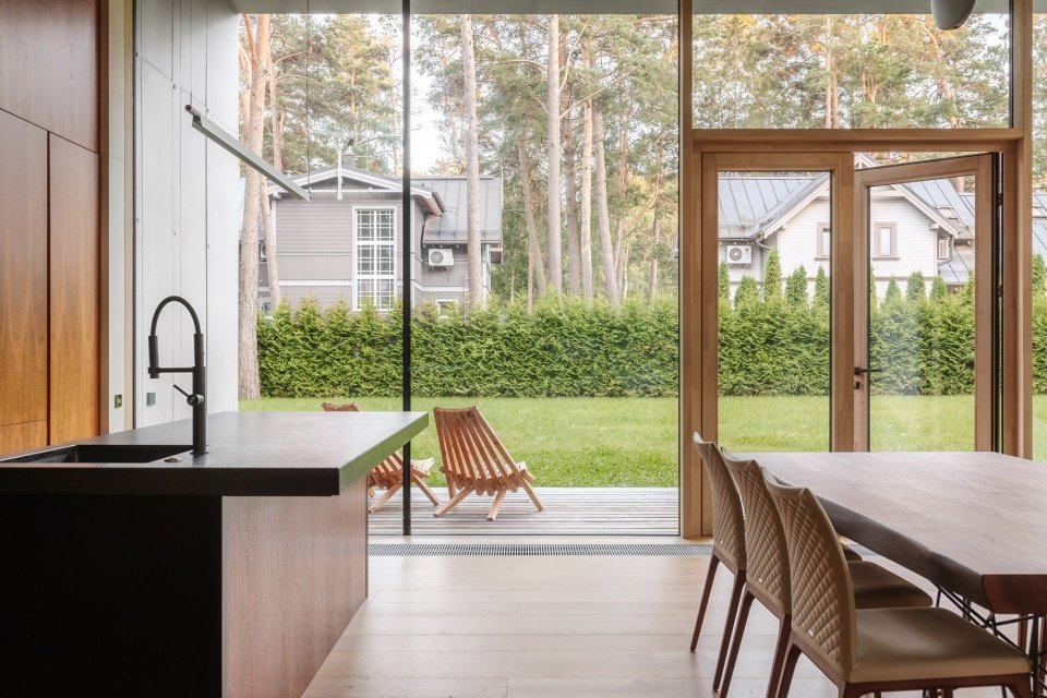 尤尔马拉的住宅,拉脱维亚 / CHADO Architectural Studio 尤尔马拉的住宅,拉脱维亚 / CHADO Architectural Studio