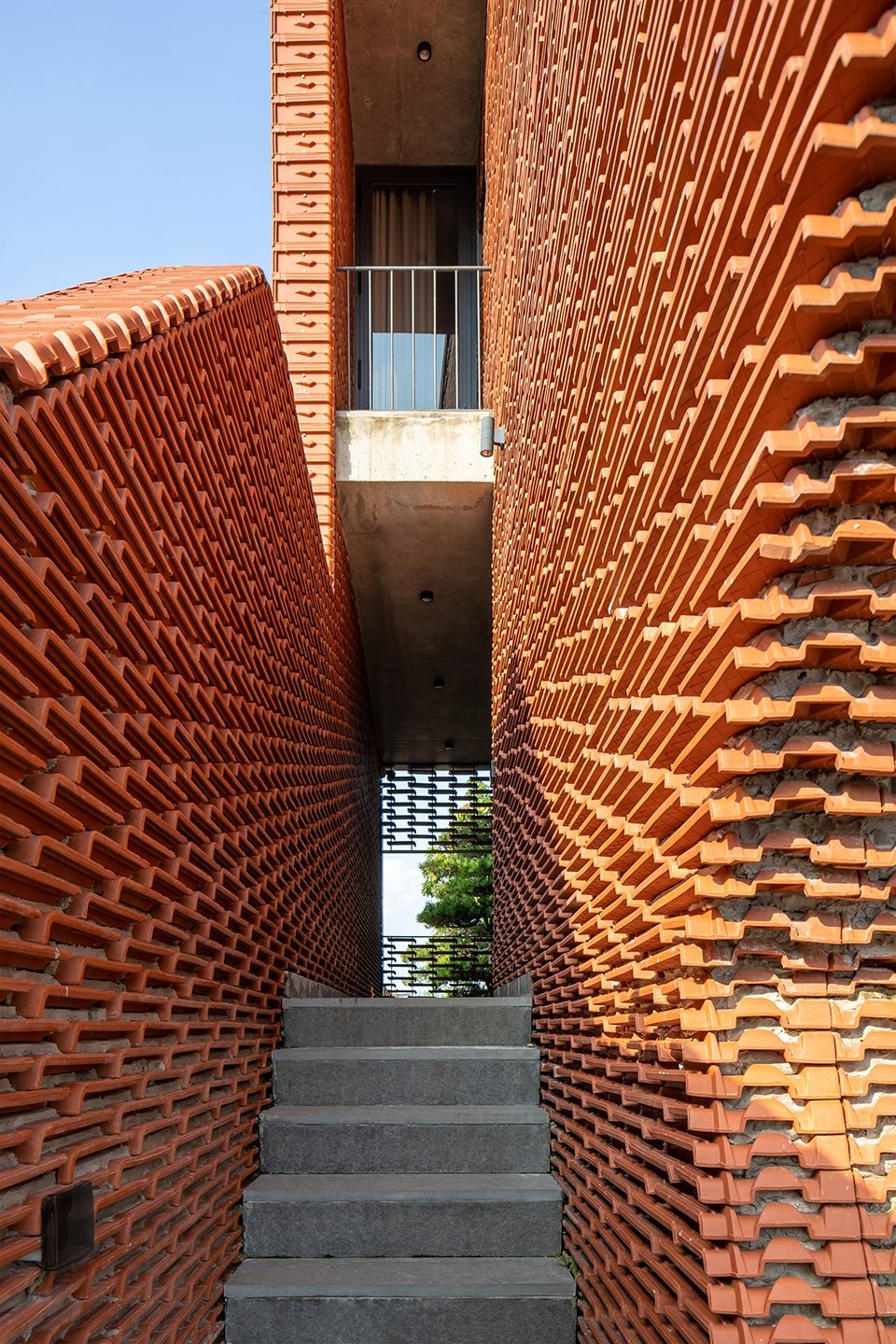 瓦巢住宅,越南 / H&P Architects 瓦巢住宅,越南 / H&P Architects