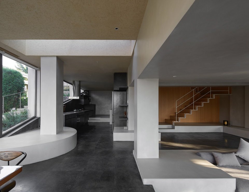 泥土的温度 – 向下扎根的家，昆明 / KiKi 建筑设计事务所