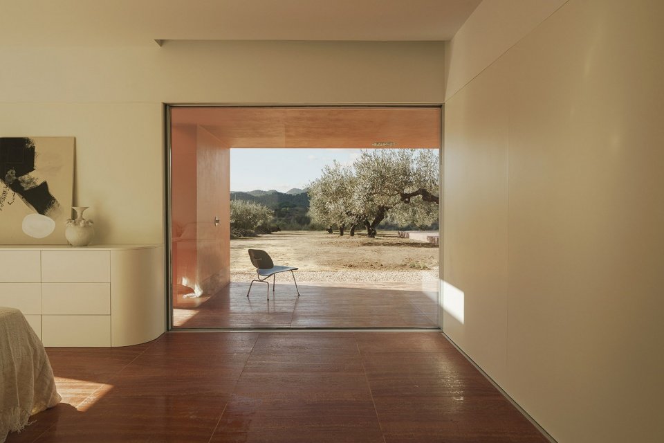 橄榄树林里的住宅，西班牙 / Balzar Arquitectos