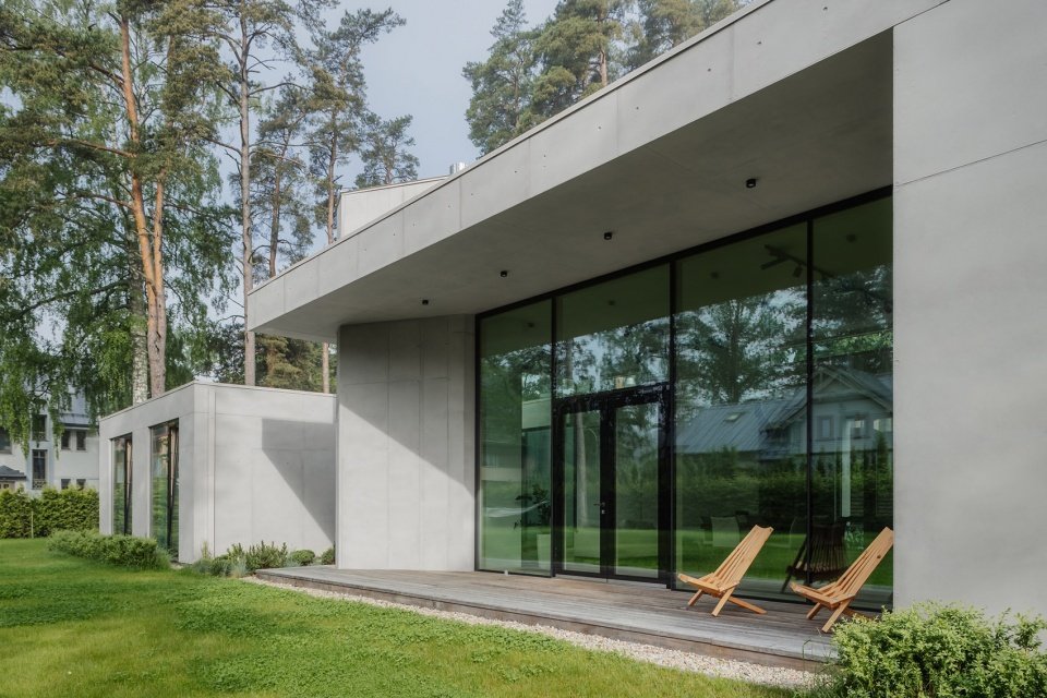 尤尔马拉的住宅,拉脱维亚 / CHADO Architectural Studio 尤尔马拉的住宅,拉脱维亚 / CHADO Architectural Studio