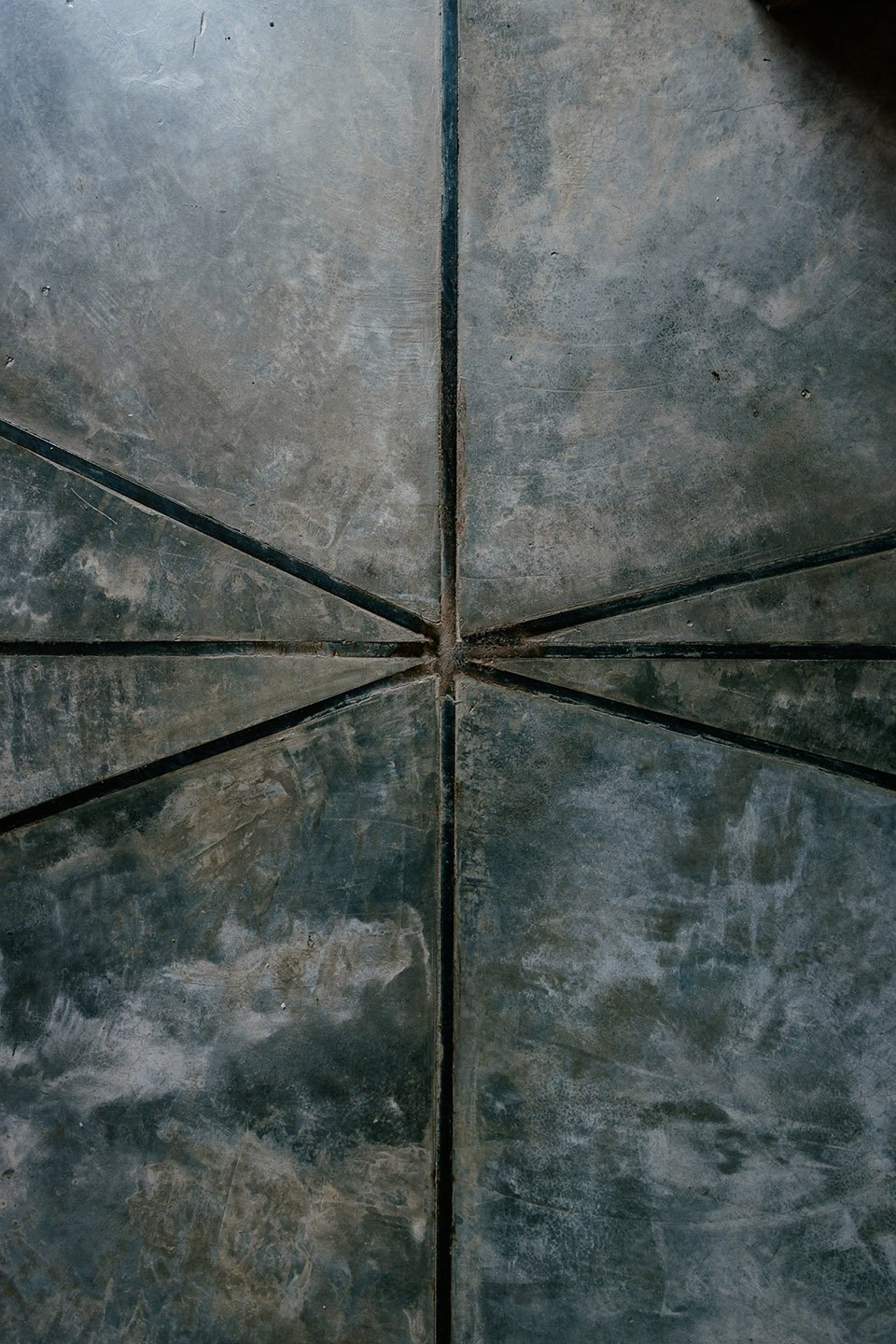 Cobarde 酒吧餐厅,墨西哥 / Rootstudio Cobarde 酒吧餐厅,墨西哥 / Rootstudio