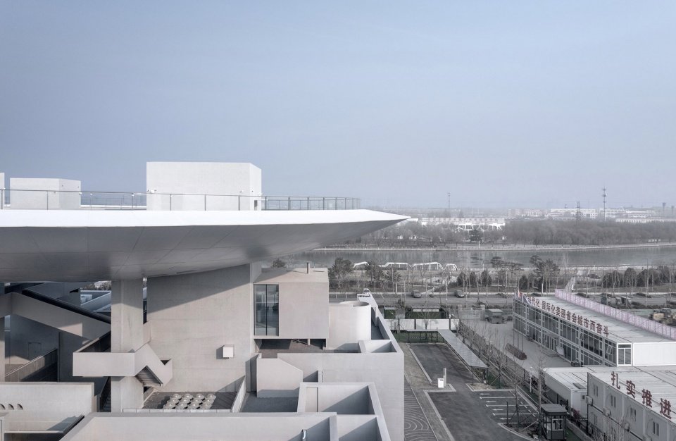 石家庄太平河城市片区展示中心 / 张·雷设计研究