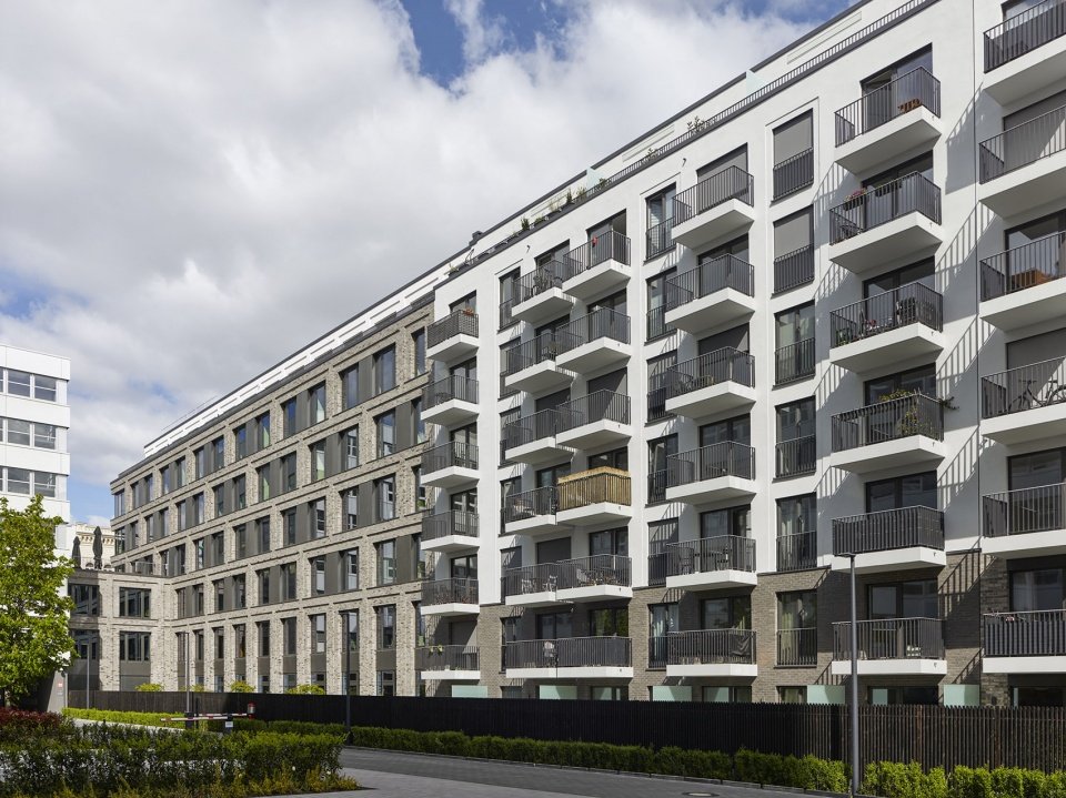 三庭院建筑综合体，德国 / TCHOBAN VOSS Architekten