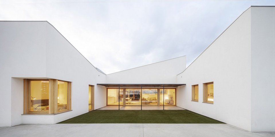 GV 住宅,加泰罗尼亚 / Alventosa Morell Arquitectes GV 住宅,加泰罗尼亚 / Alventosa Morell Arquitectes