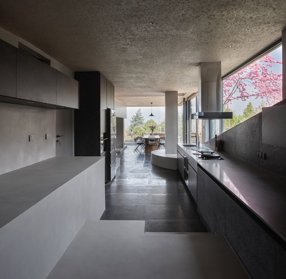 泥土的温度 – 向下扎根的家，昆明 / KiKi 建筑设计事务所