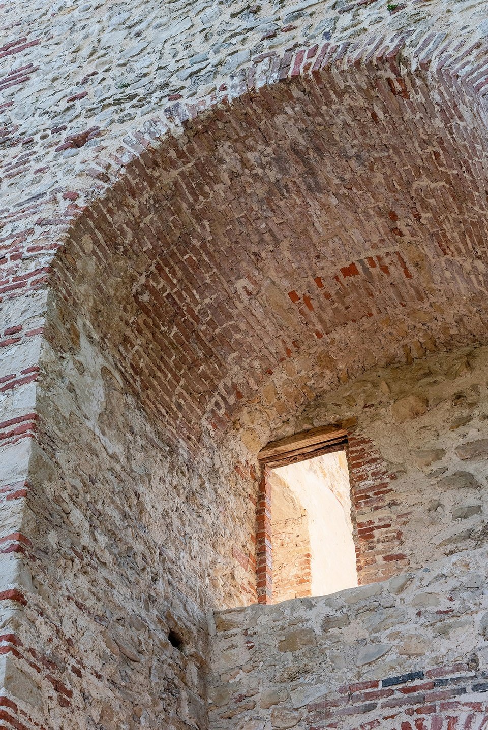Portello Colmarion 城门修复，意大利 / Studio Bressan