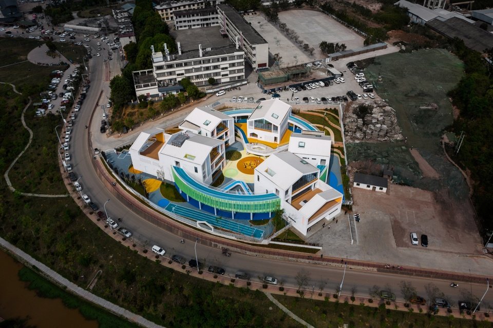 普洱市思茅区幼儿园南部分园，云南 / 华南理工大学建筑设计研究院有限公司，陶郅工作室