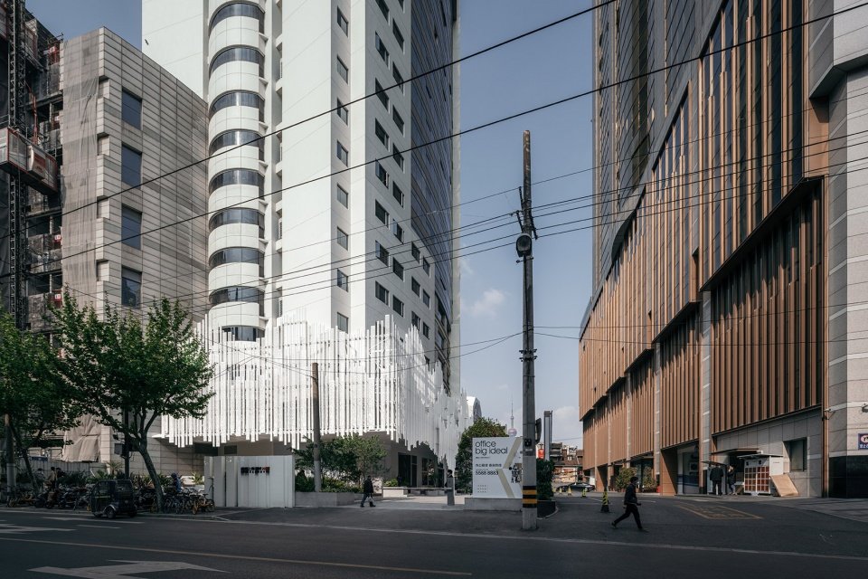 钢雨：德必上海书城 WE 改造设计 / Wutopia Lab