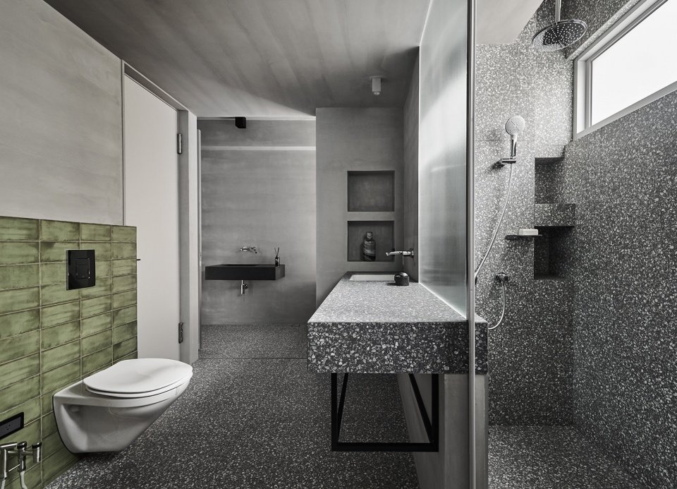 透天厝裡的三合院，高雄 / HAO Design