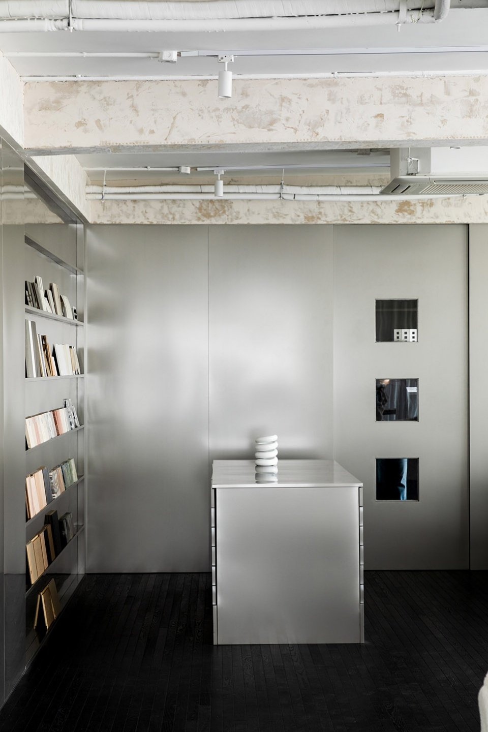 NOTHING DESIGN 上海工作室 / NOTHING DESIGN NOTHING DESIGN 上海工作室 / NOTHING DESIGN