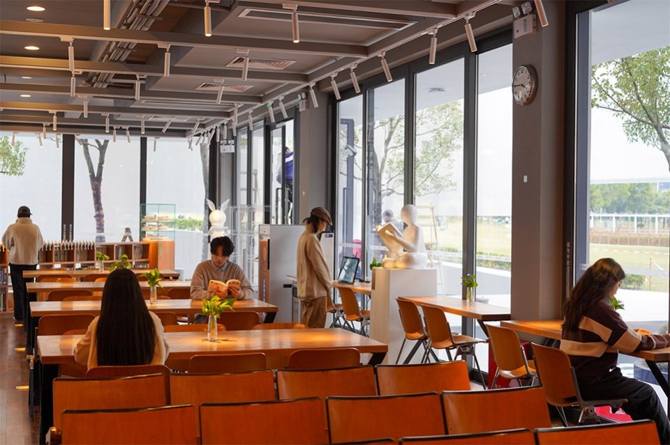 紫马岭公园香山书房 / 广东中山建筑设计院股份有限公司 紫马岭公园香山书房 / 广东中山建筑设计院股份有限公司