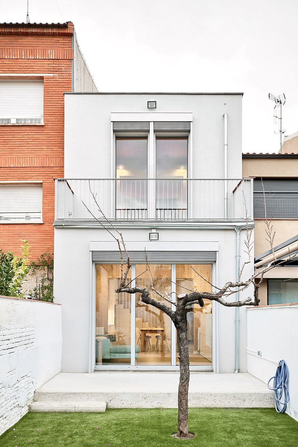 95PLA 特拉萨联排住宅翻新扩建，巴塞罗那 / Vallribera Arquitectes