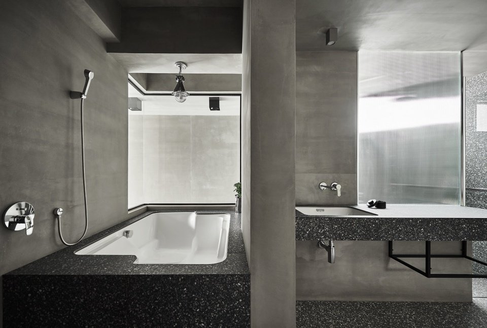 透天厝裡的三合院，高雄 / HAO Design