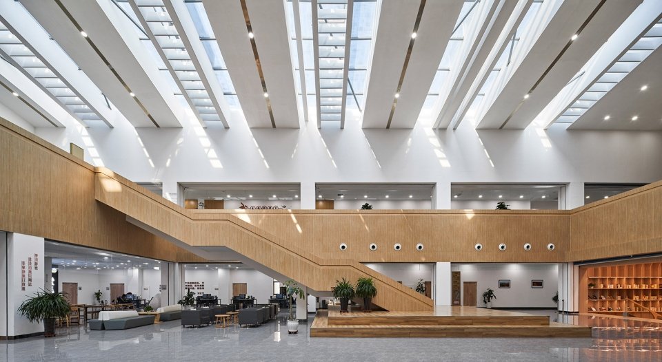 西宁市群众文化艺术活动交流中心，青海 / 西安建筑科技大学设计研究总院有限公司