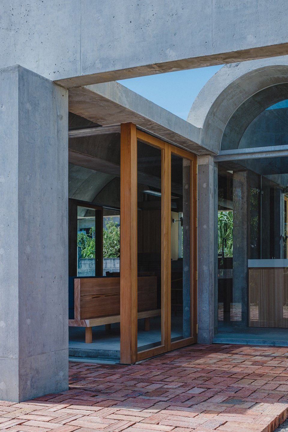 志坚原住宅，日本冲绳 / Studio Cochi Architects