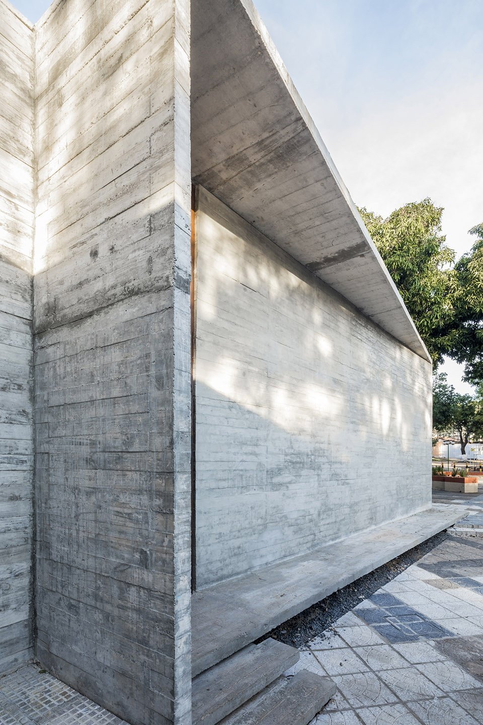 UHP 犹太教会堂,巴拉圭 / Equipo de Arquitectura UHP 犹太教会堂,巴拉圭 / Equipo de Arquitectura