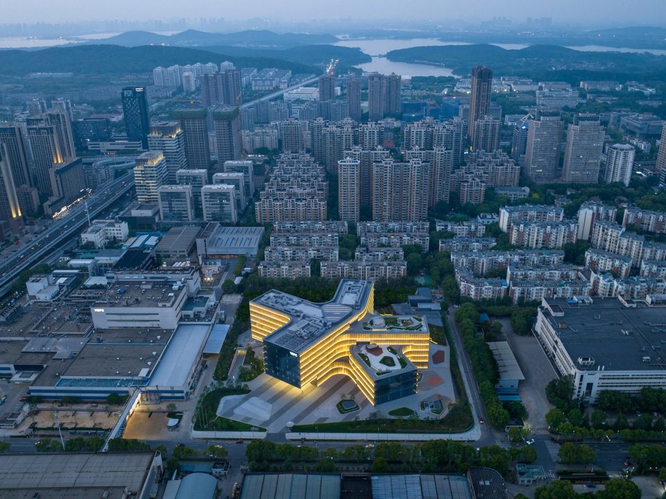 长飞光纤产业大楼，武汉 / Gensler