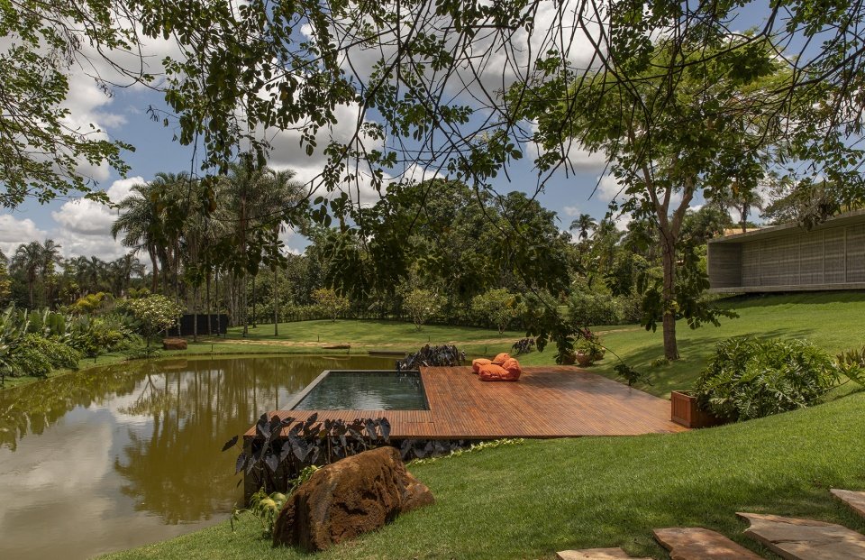 湖之屋，巴西 / Lake by mf+arquitetos