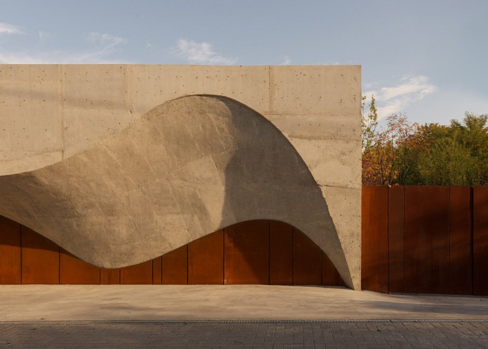 穹顶别墅，摩尔多瓦 / Calujac Architecture