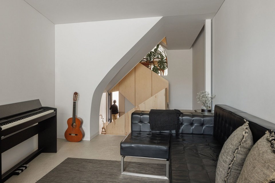 垂直住宅，波尔图 / Tsou Arquitectos