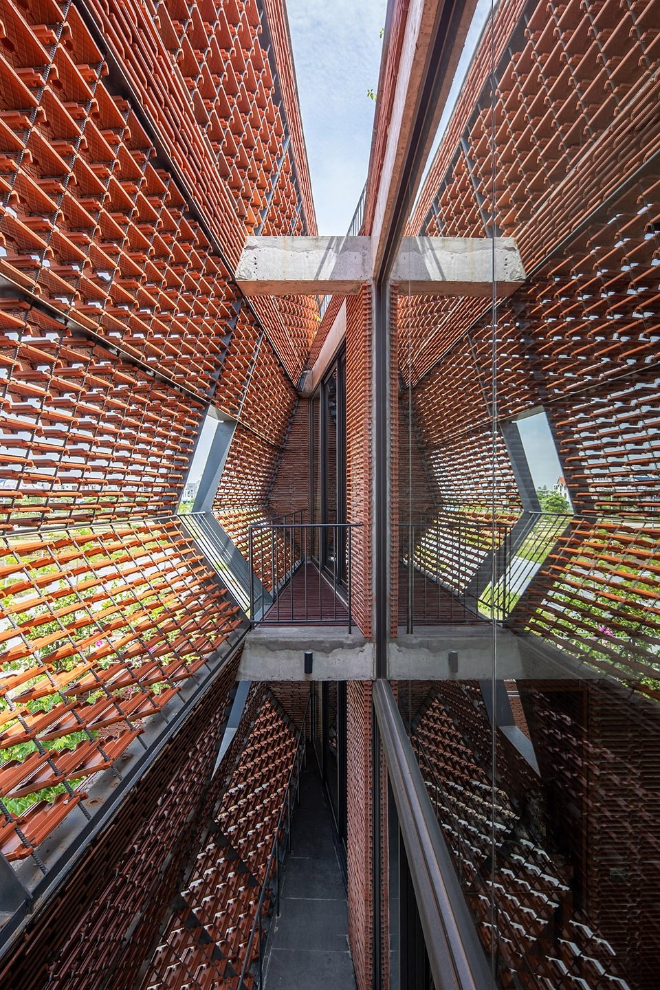 瓦巢住宅,越南 / H&P Architects 瓦巢住宅,越南 / H&P Architects