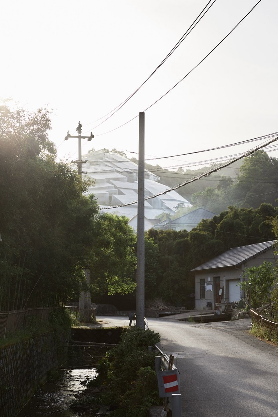 没有建筑师的建筑 -《山下美术馆》/ 摄影：梅可嘉