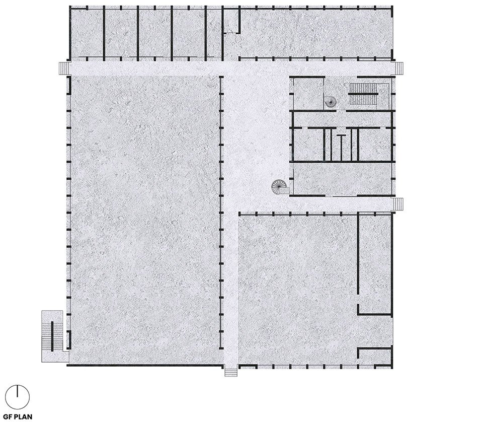 Mallcom 工厂，印度 / IKSOI