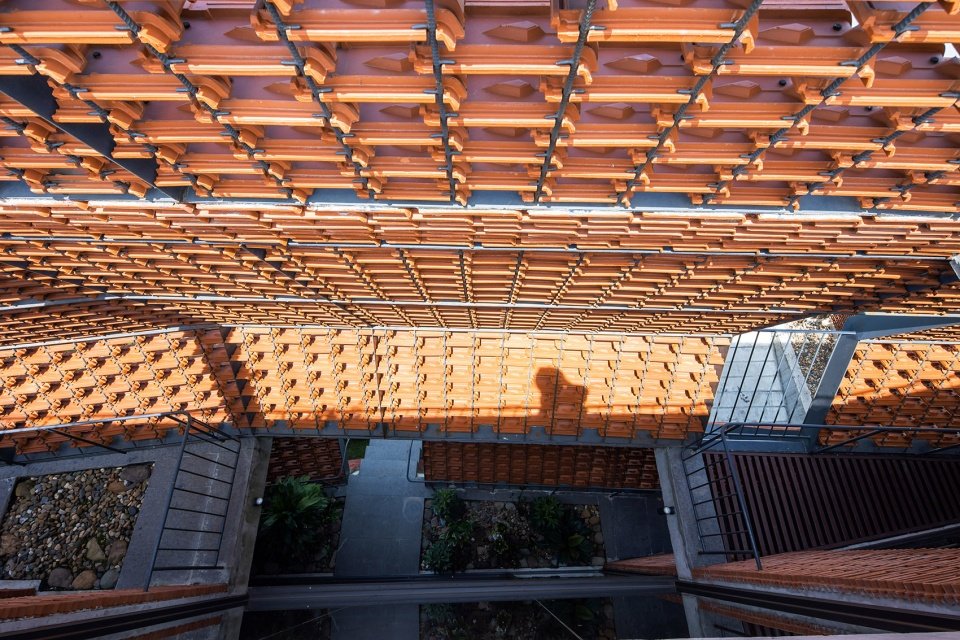 瓦巢住宅,越南 / H&P Architects 瓦巢住宅,越南 / H&P Architects