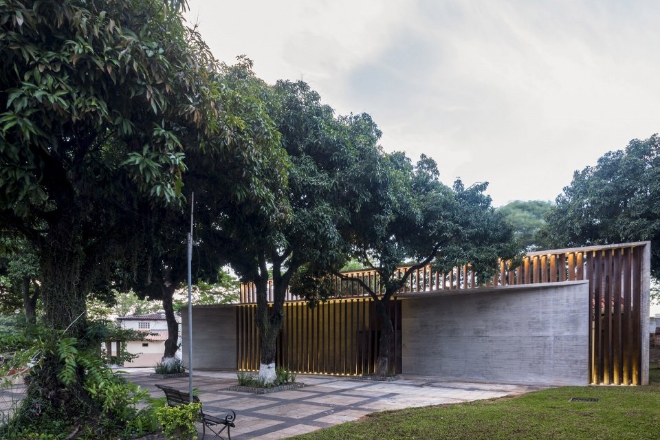 UHP 犹太教会堂,巴拉圭 / Equipo de Arquitectura UHP 犹太教会堂,巴拉圭 / Equipo de Arquitectura