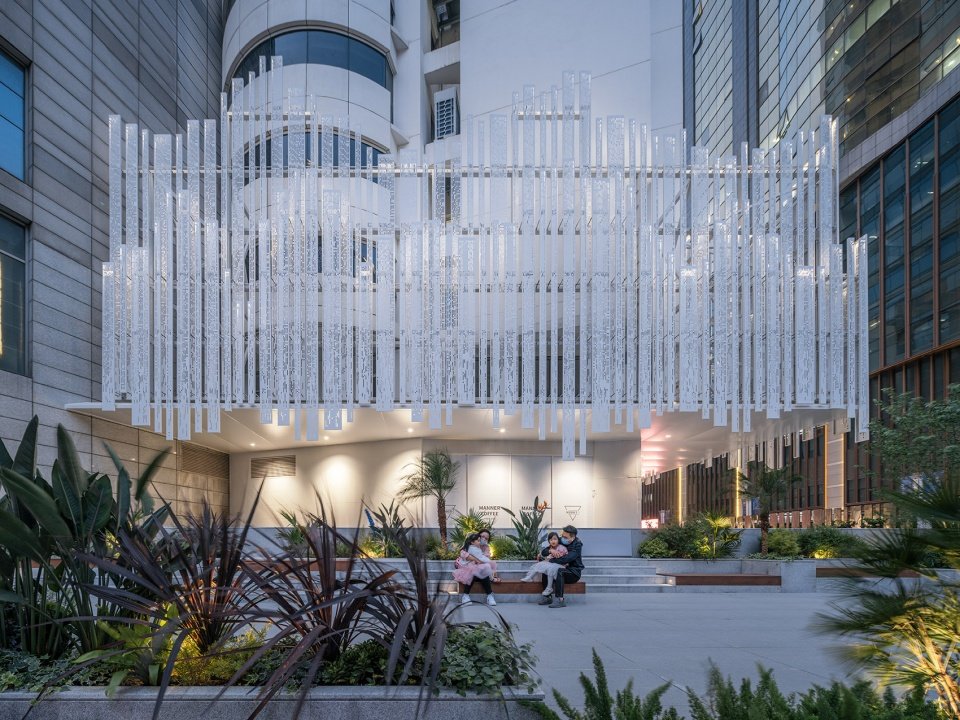 钢雨：德必上海书城 WE 改造设计 / Wutopia Lab