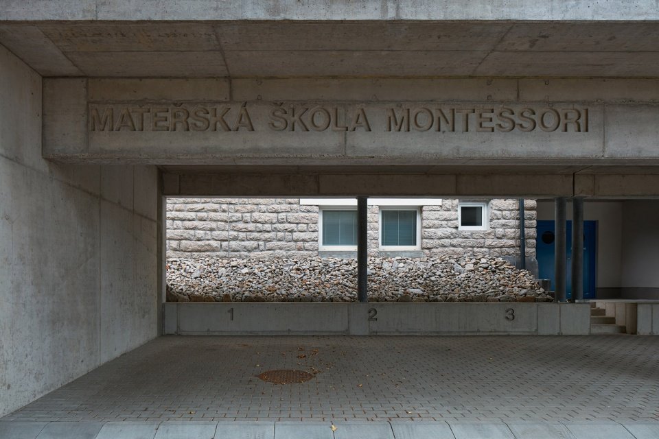 Montessori 幼儿园扩建,捷克 / Mjölk architekti + Projektový atelier David Montessori 幼儿园扩建,捷克 / Mjölk architekti + Projektový atelier David
