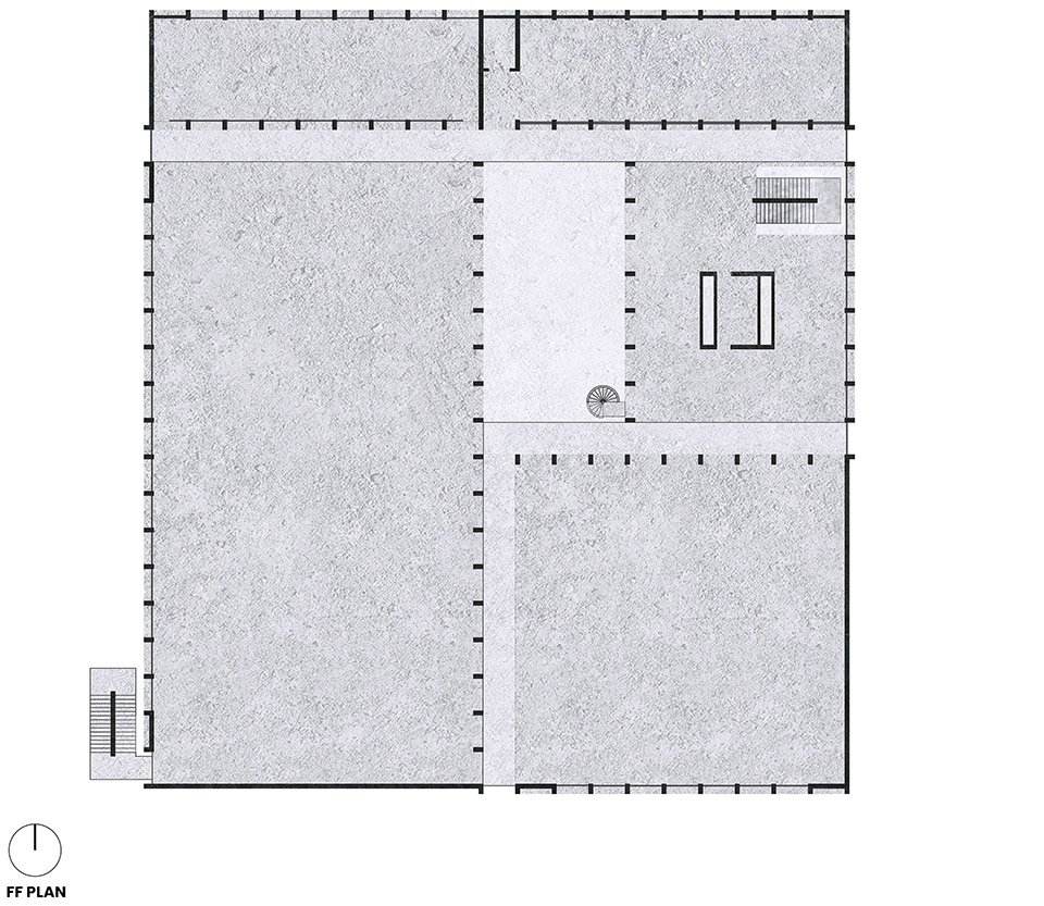 Mallcom 工厂，印度 / IKSOI