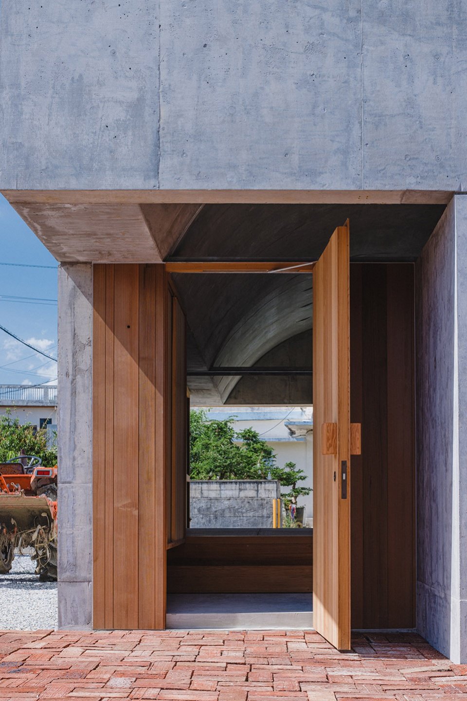 志坚原住宅，日本冲绳 / Studio Cochi Architects
