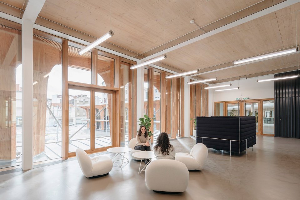Canopy – 米其林总部接待区改造，法国 / Encore Heureux Architectes + CONSTRUIRE + BASE