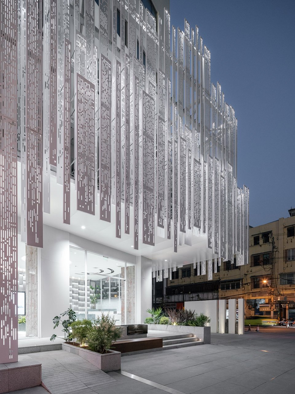 钢雨：德必上海书城 WE 改造设计 / Wutopia Lab