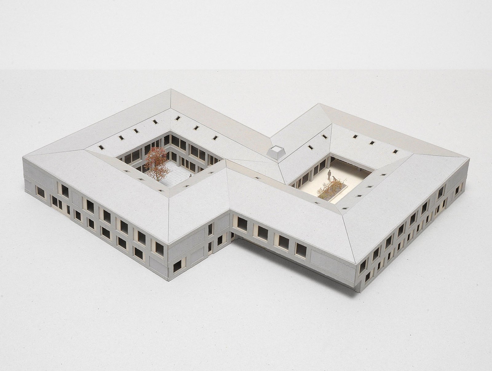 社会医疗扶助大楼（SAMS）, 瑞士 / Lacroix Chessex