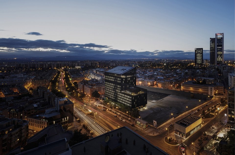 马德里地铁公司总部和运输综合体 / Nexo + Gutiérrez-delaFuente + Perea