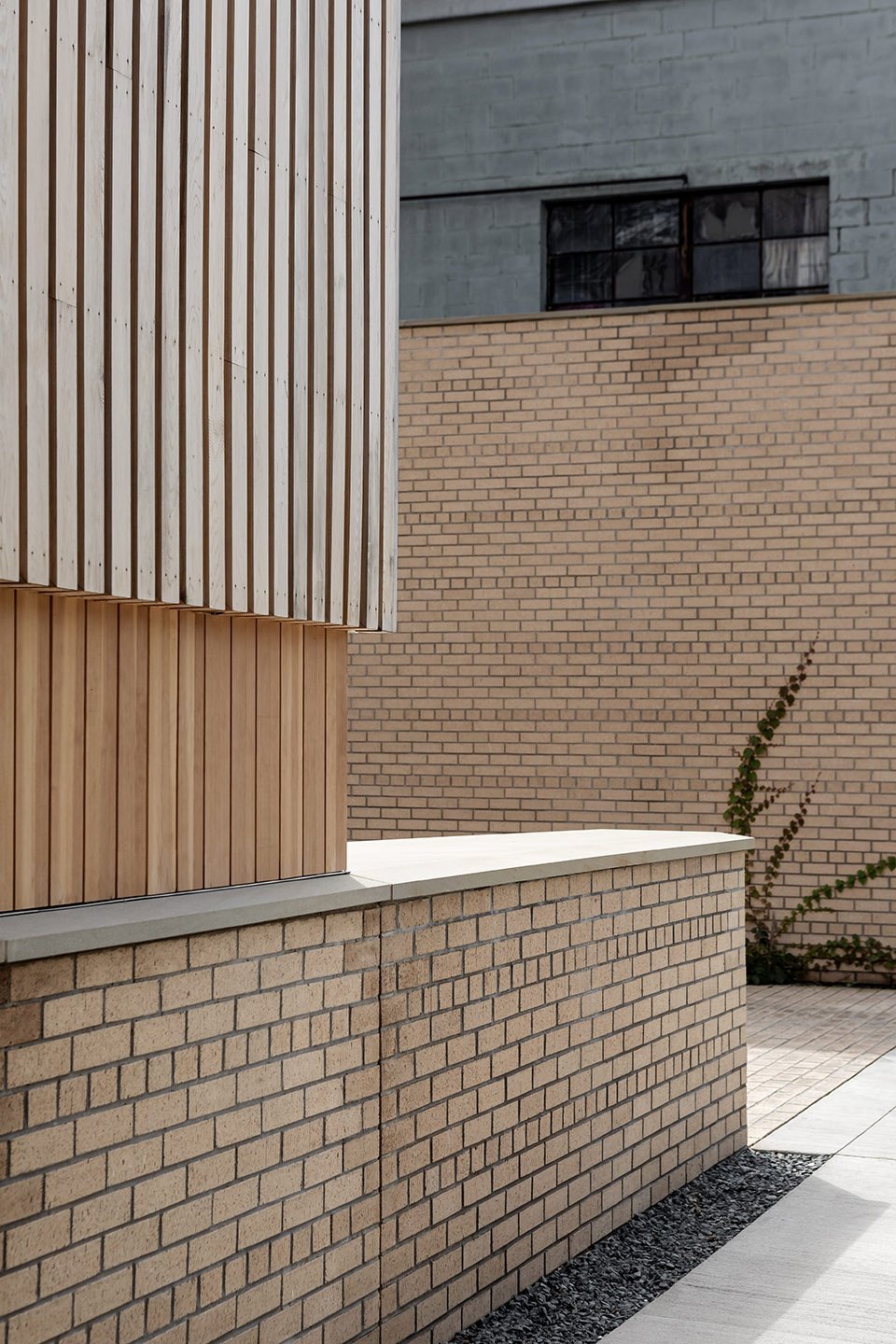 OG 工作室住宅，加拿大 / Omar Gandhi Architect