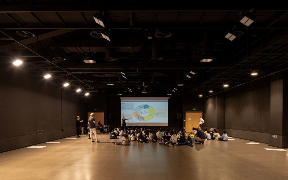 HIS 杭州国际学校 / 朱培栋 -line+ 建筑事务所 & gad HIS 杭州国际学校 / 朱培栋 -line+ 建筑事务所 & gad