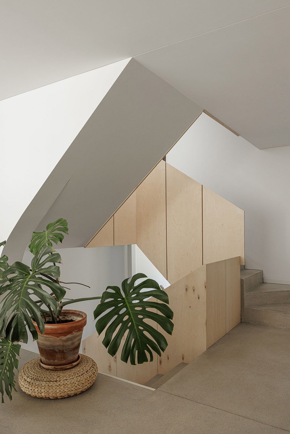 垂直住宅，波尔图 / Tsou Arquitectos