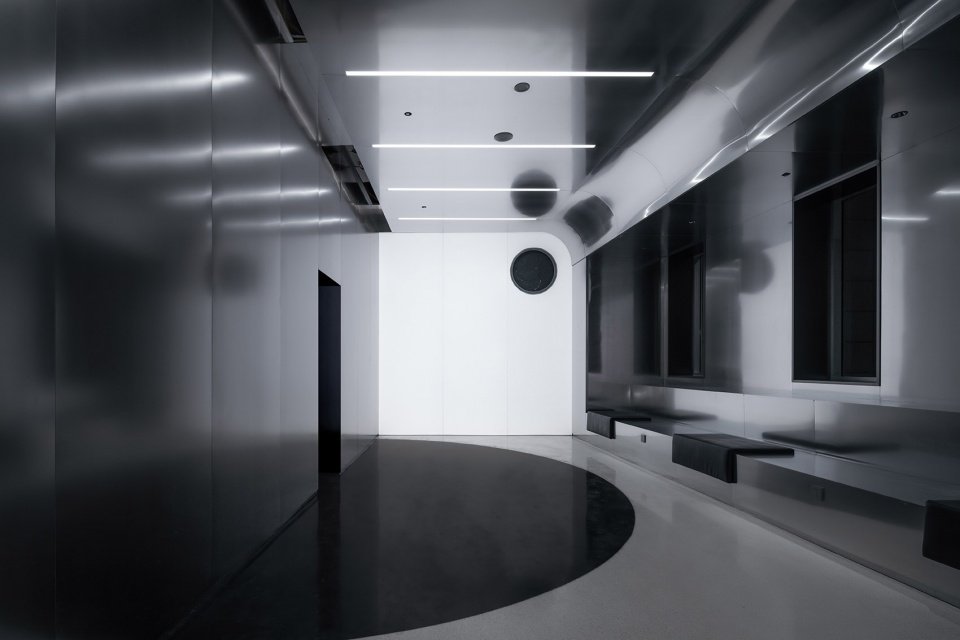 钢雨：德必上海书城 WE 改造设计 / Wutopia Lab