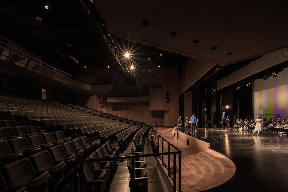 HIS 杭州国际学校 / 朱培栋 -line+ 建筑事务所 & gad HIS 杭州国际学校 / 朱培栋 -line+ 建筑事务所 & gad