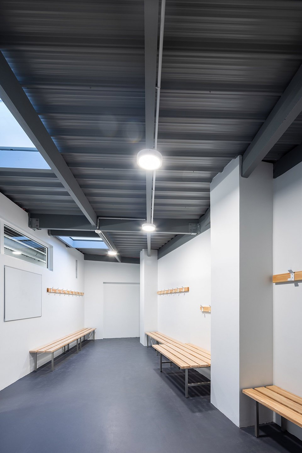 Coum 体育中心翻新扩建，法国 / ENO Architectes