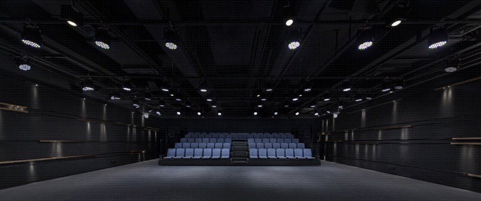 深圳前海国王国际学校室内设计 / 矩阵纵横