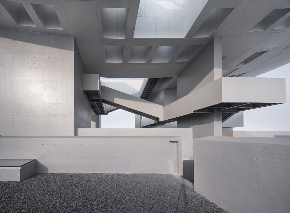 石家庄太平河城市片区展示中心 / 张·雷设计研究