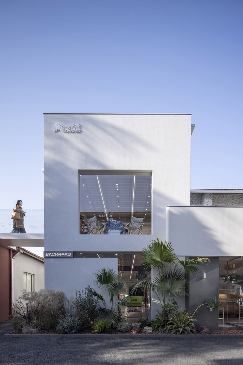 BACKROAD 户外集合店 / 杭州观堂设计 BACKROAD 户外集合店 / 杭州观堂设计