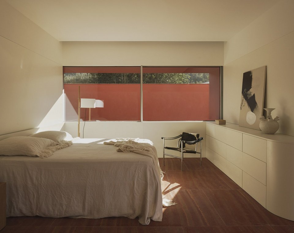 橄榄树林里的住宅，西班牙 / Balzar Arquitectos